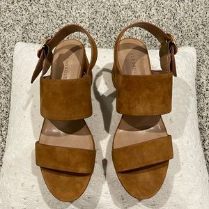 Aerosoles “Camera” in Cognac Suede in 9.5